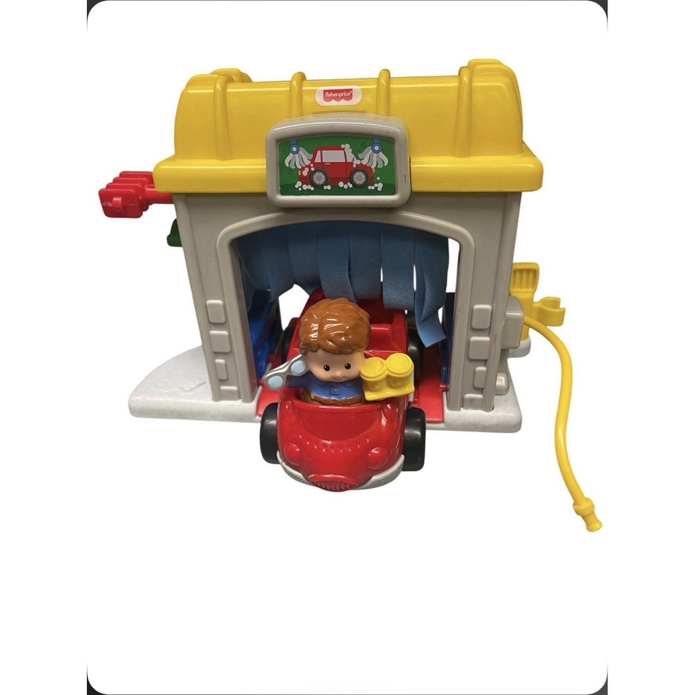 Fisher Price Little People Lot Gas N Go Garage, Car And 1 Little Person